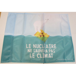 Drapeau "Le nucléaire ne sauvera pas le climat" 45 x 35 cm